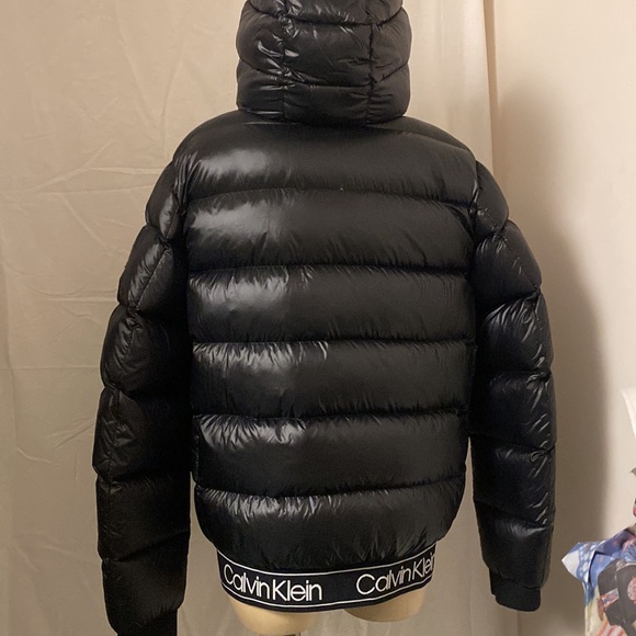 Calvin Klein puffer - Picture 2 of 2